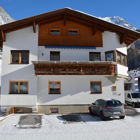 Haus Schimpfoessl Apartment เฟลียร์ช ภายนอก รูปภาพ