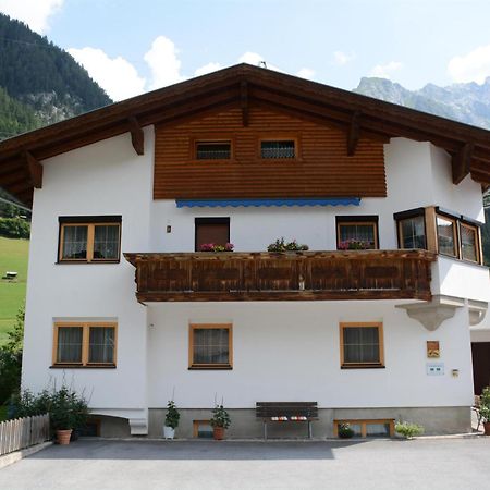 Haus Schimpfoessl Apartment เฟลียร์ช ภายนอก รูปภาพ