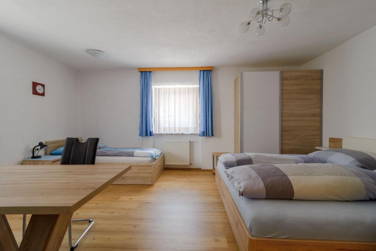 Haus Schimpfoessl Apartment เฟลียร์ช ภายนอก รูปภาพ