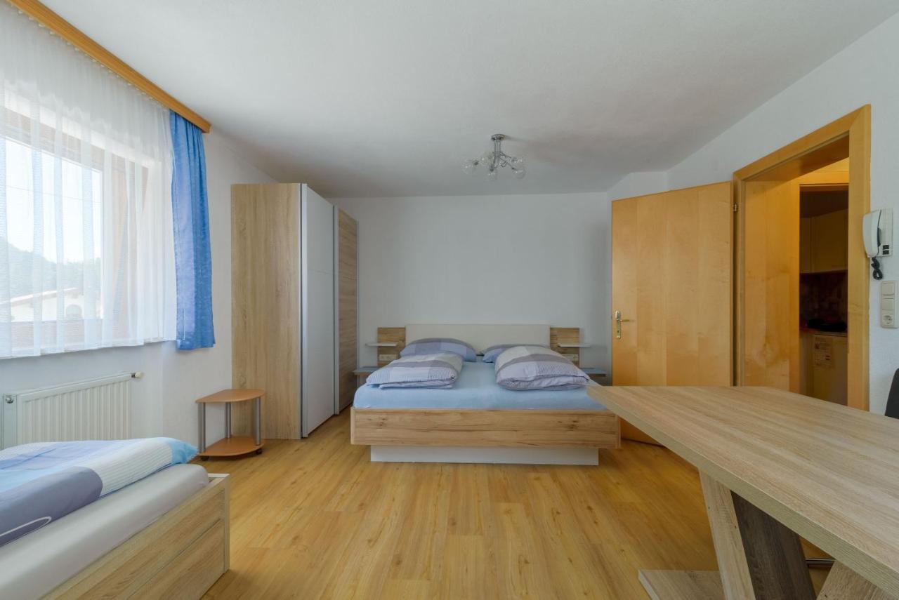 Haus Schimpfoessl Apartment เฟลียร์ช ภายนอก รูปภาพ